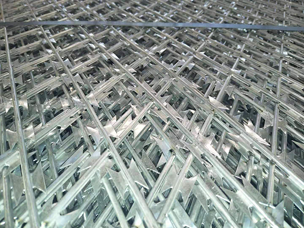 刀片刺繩焊接網